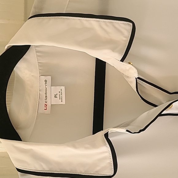LIZ CLAIBORNE WOMENS PETITE WHITE & BLACK SLEEVELESS BUTTON BLOUSE PETITE LARGE - Picture 11 of 16